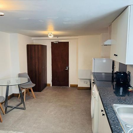 Hotels 24-7 - The Old Victoria Hotel Newport  Luaran gambar